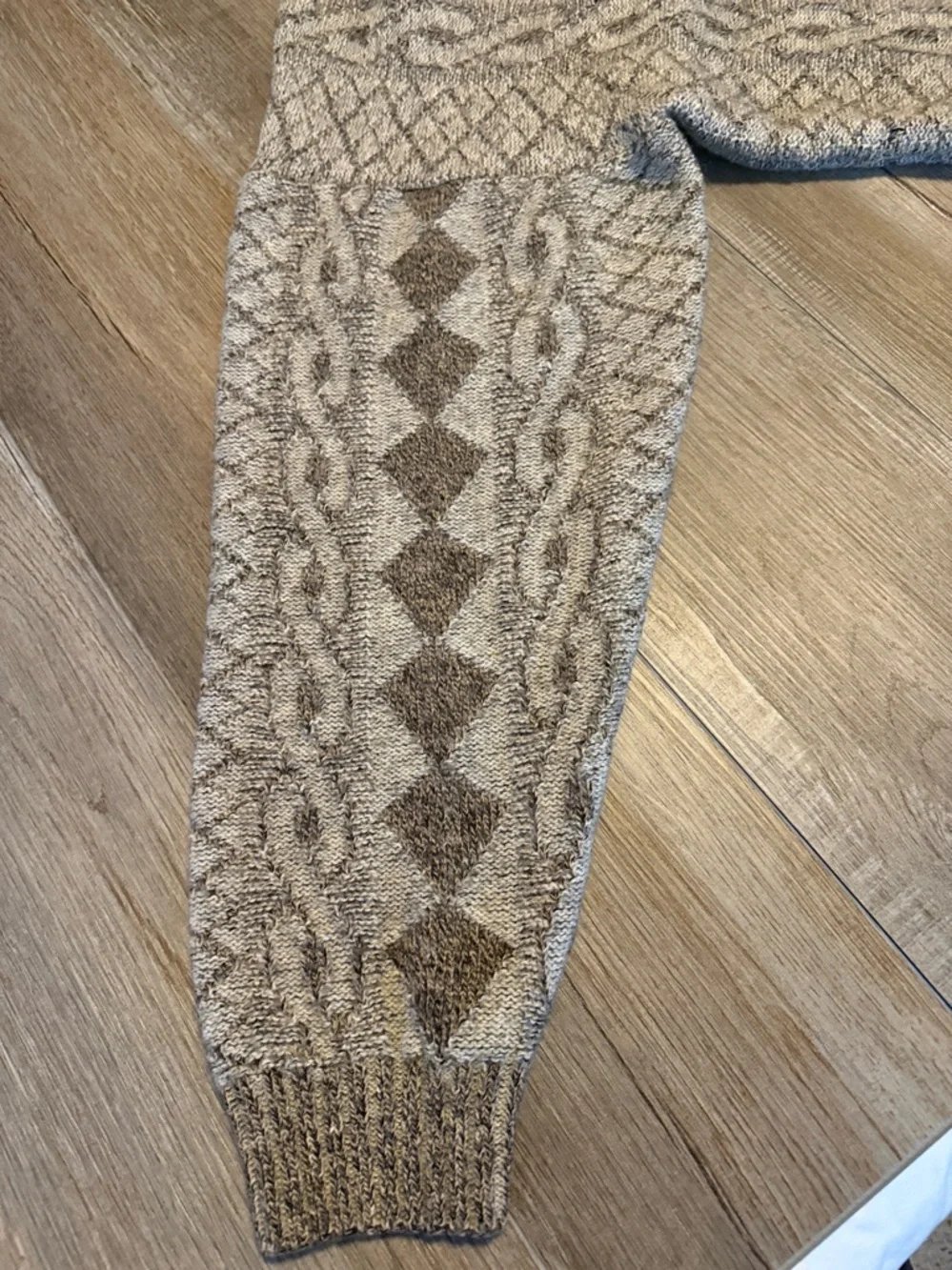 Vintage Limited Editions by Expressions sweater made in Italy